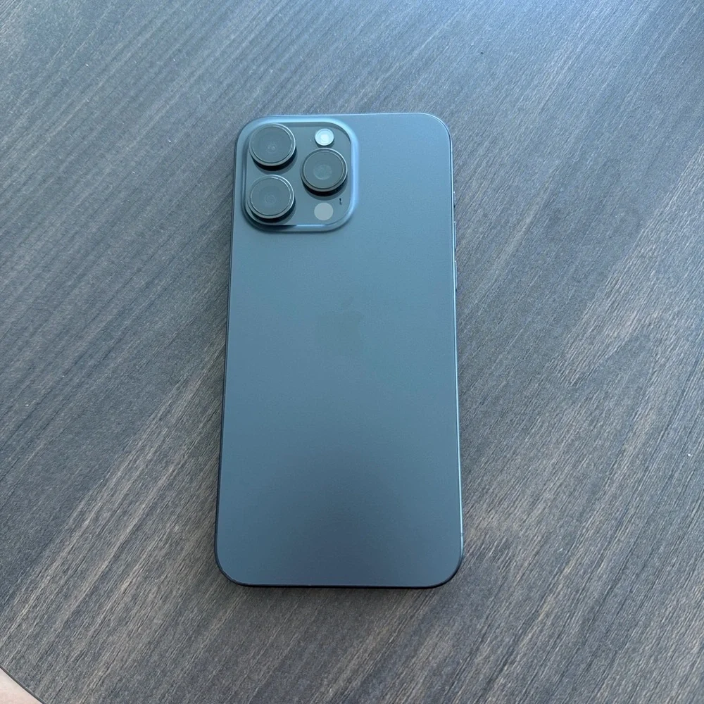 Apple iPhone 15 Pro Max, 256GB, Black Titanium - Unlocked.